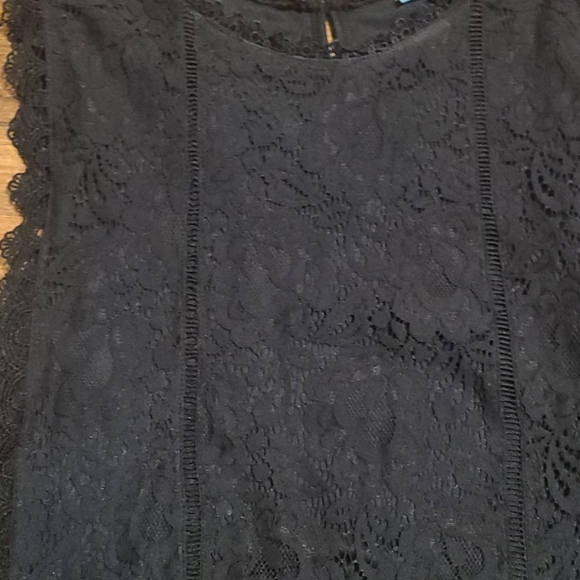 Top - Picture 3 of 3